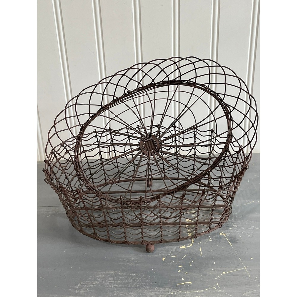 Vintage Style Rustic Brown Metal Wire Nesting Basket Set‎ of 2 Farmhouse Decor